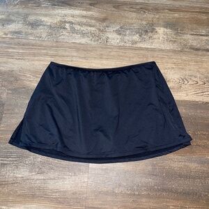 Beach House size 12 Black Swim Skirt